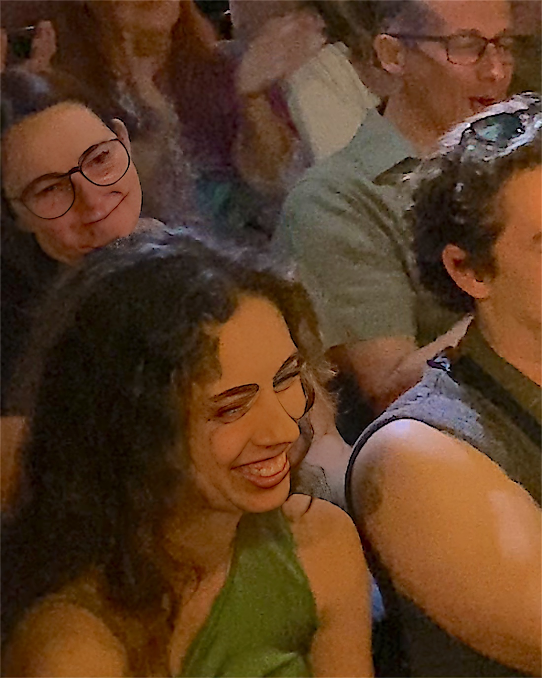IN YOUR FACE Comedy, the audience laughing at a live English stand-up comedy show in Zürich (2026)
