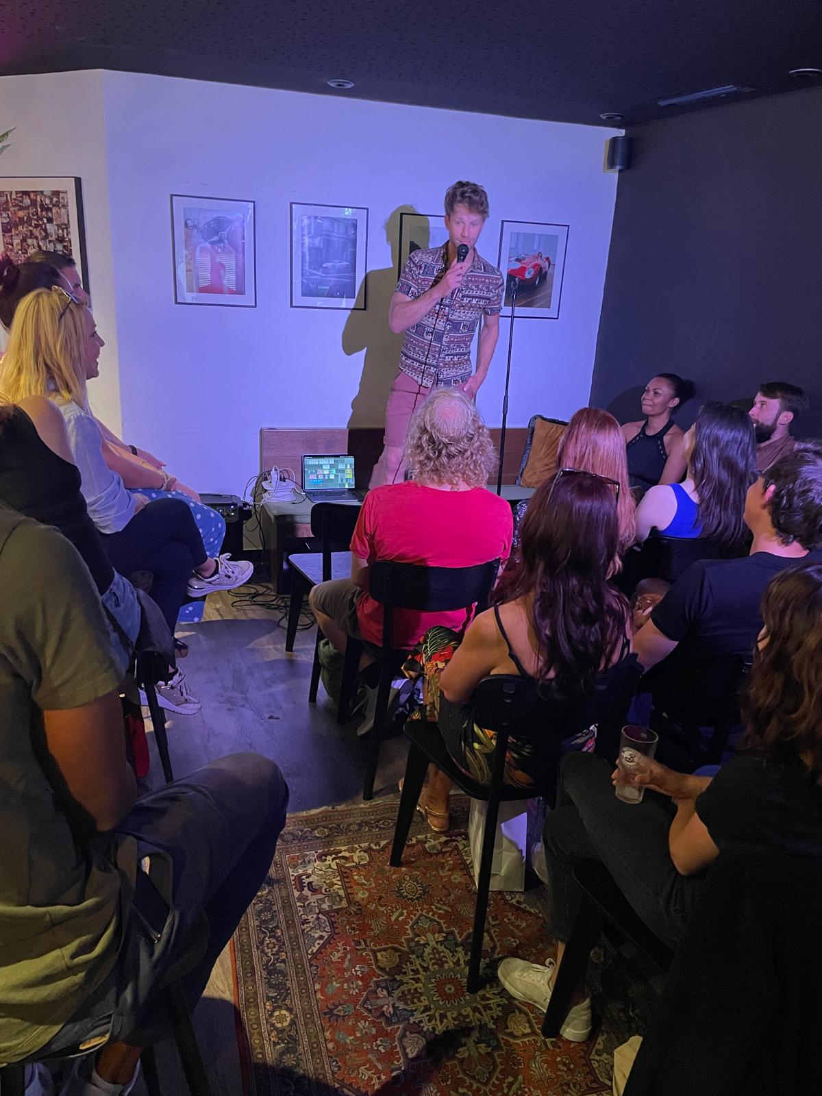 IN YOUR FACE Comedy, the audience at a live English stand-up comedy show in Zürich (2025)