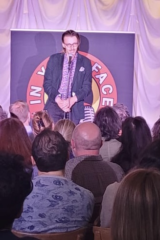 IN YOUR FACE Comedy, the audience at a live English stand-up comedy show in Zürich (2024)