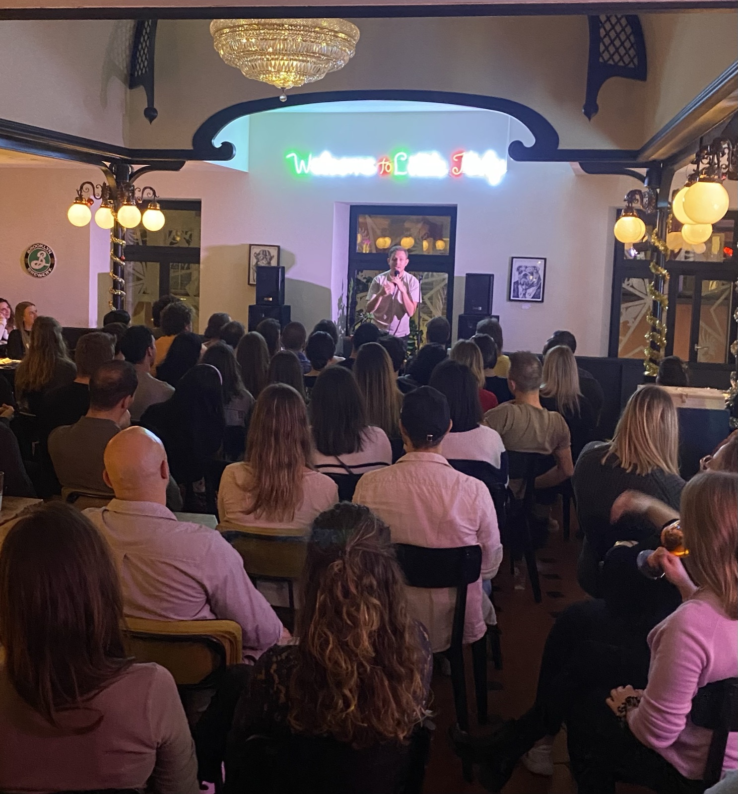 IN YOUR FACE Comedy, the audience at a live English stand-up comedy show in Zürich (2023)