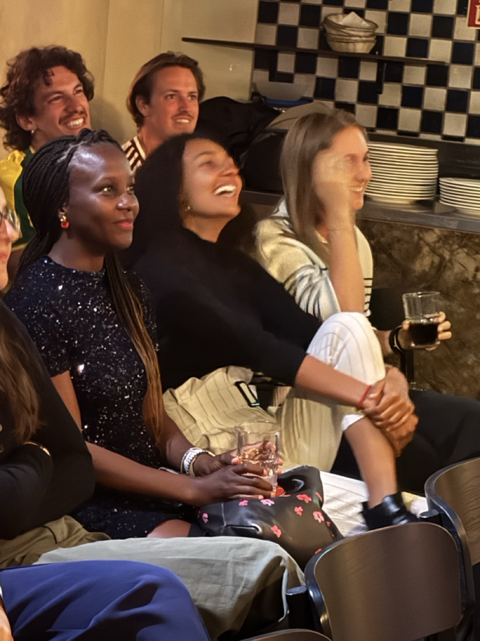 IN YOUR FACE Comedy, the audience laughing at a live English stand-up comedy show in Zürich (2026)