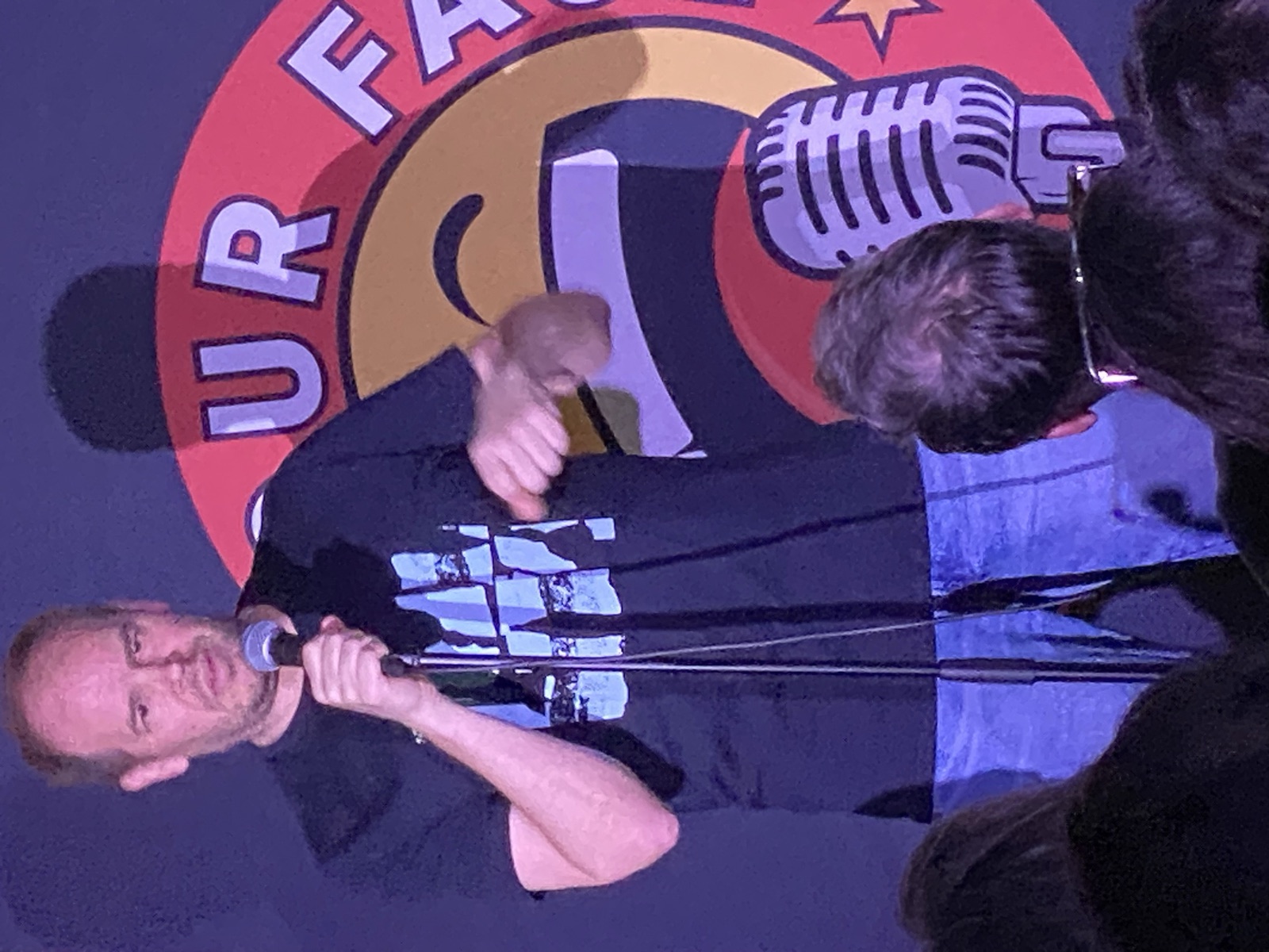 Jack Roberts performing stand-up at IN YOUR FACE Comedy in Zürich