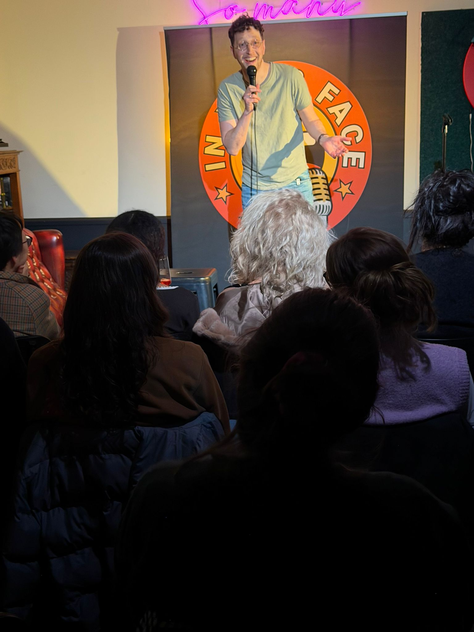 Pavel Zborik performing stand-up at IN YOUR FACE Comedy in Zürich