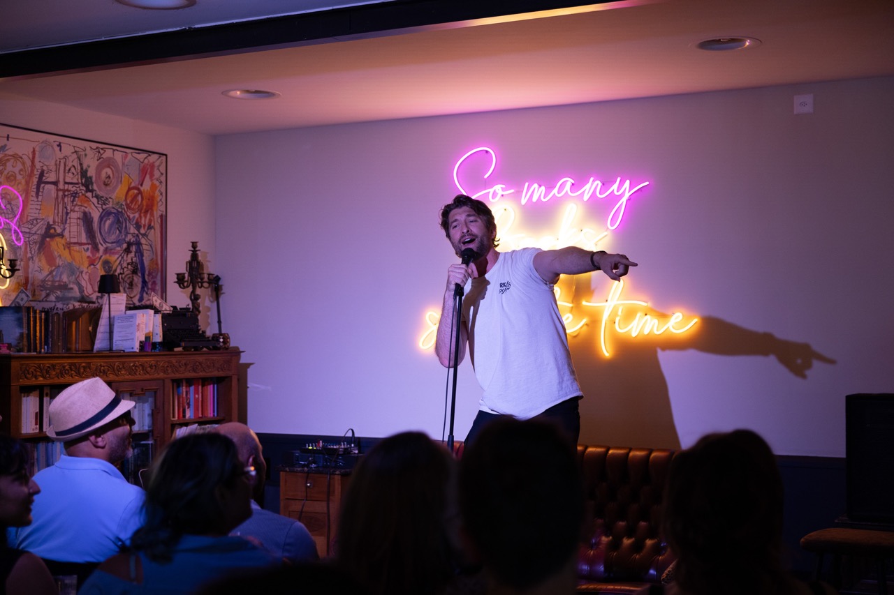 Chris Darwa on stage at Comedy Brew - the English Stand-Up Comedy Open Mic in Zurich